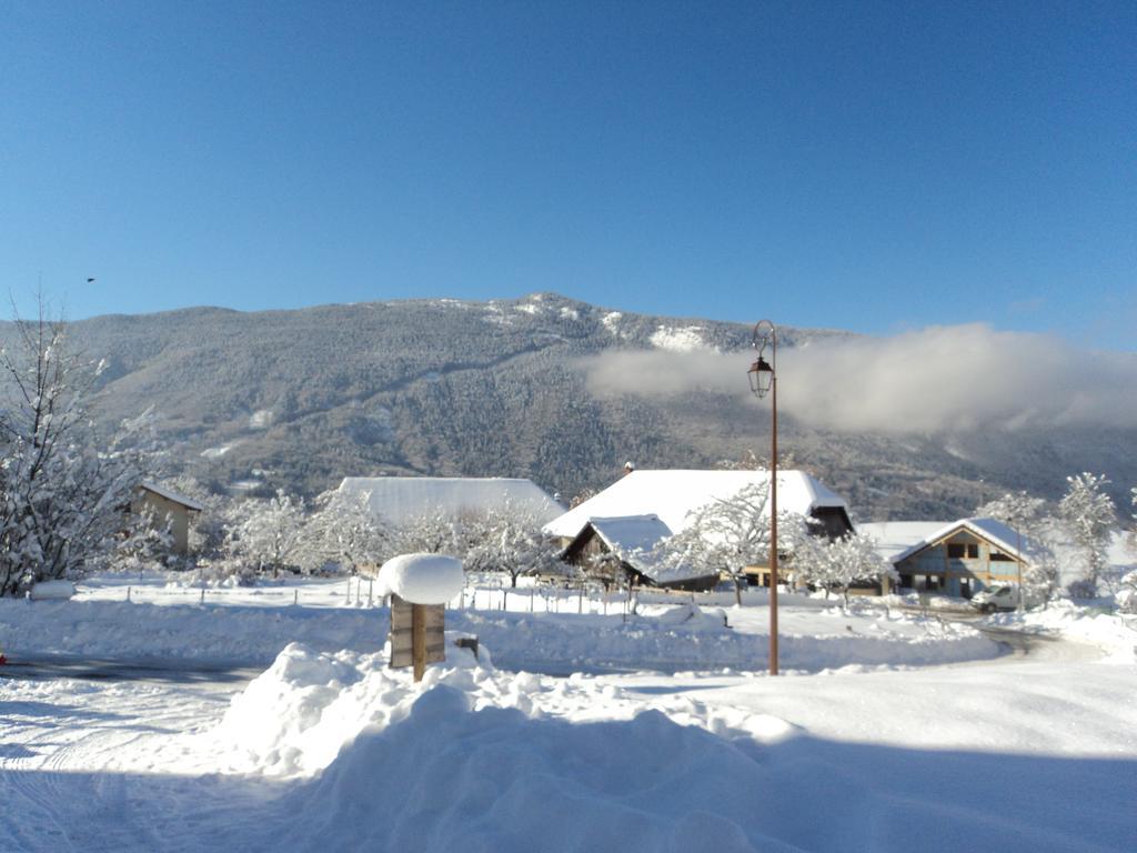 Gites Les Pralets Saint-Eustache Buitenkant foto